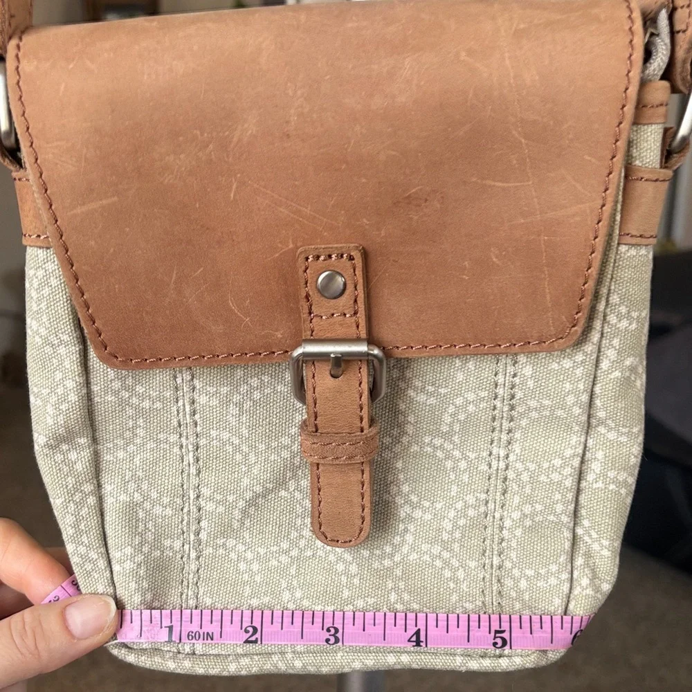 L.L.Bean Tan and Cream Crossbody Bag